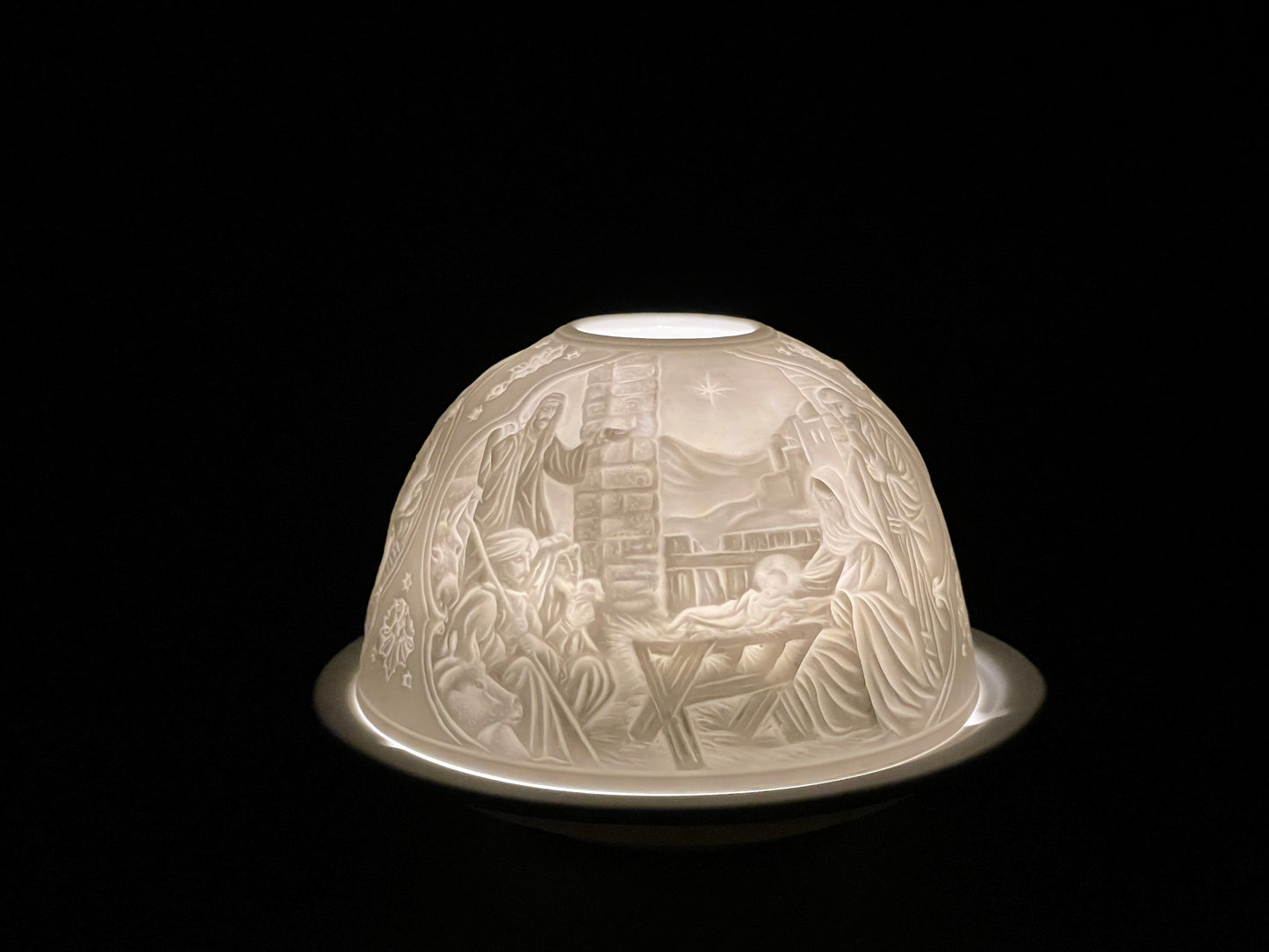 Nativity Scene Dome Luumii Light